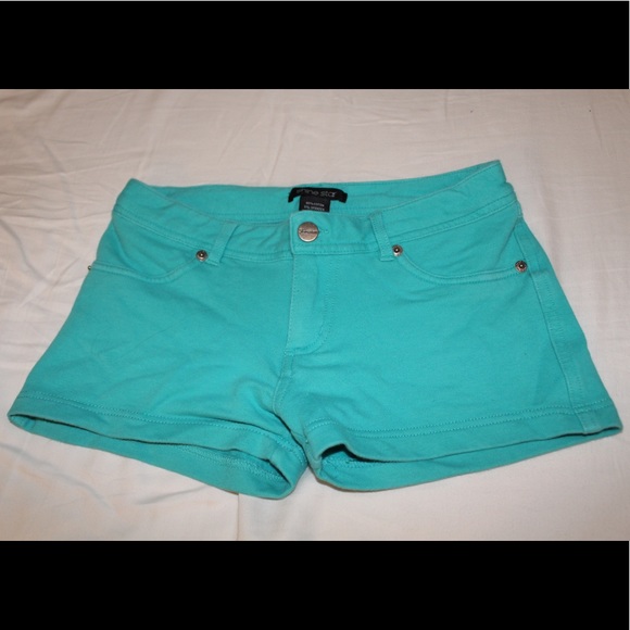 ♥️SOLD♥️ Teal Shorts - Picture 1 of 4
